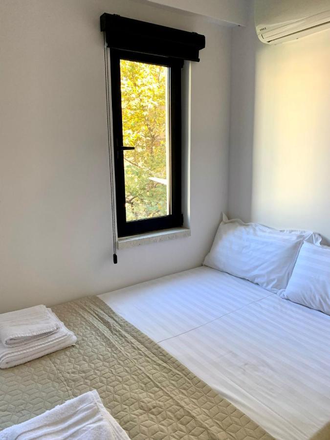 Digital Nomad Central Ap Tirana Extérieur photo